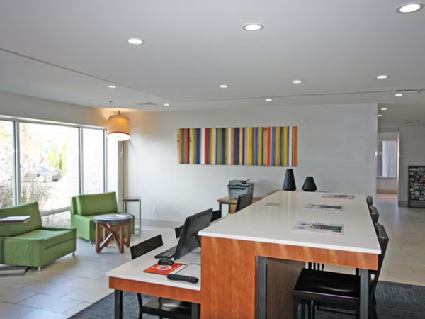 Holiday Inn Express Branford-New Haven