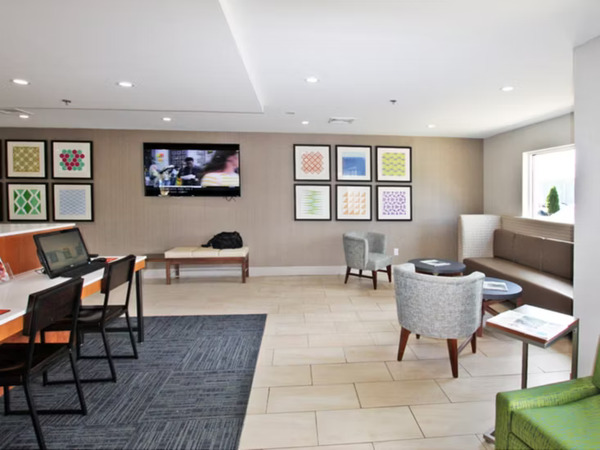 Holiday Inn Express Branford-New Haven