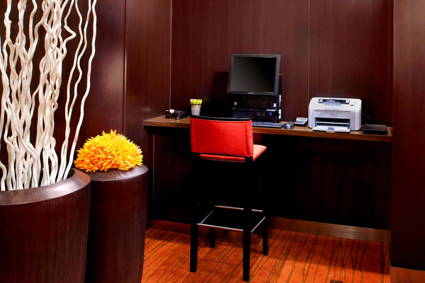 Courtyard Marriott Pittsburgh West Homestead/Waterfront