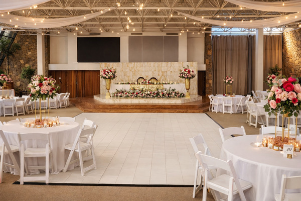 Oasis Grand Hall