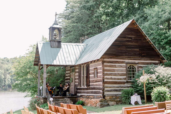 The Venue at Hart Square Village