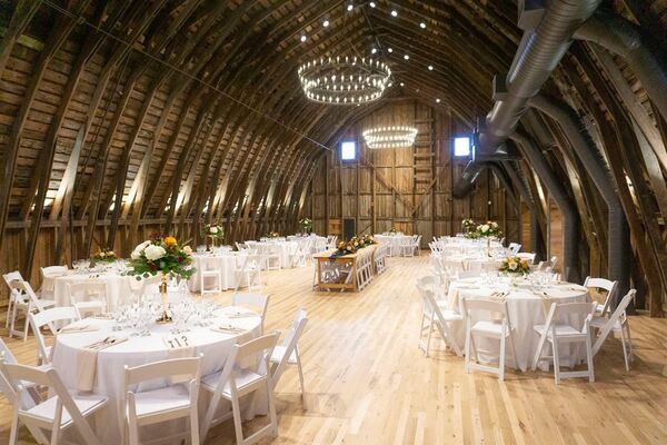 The Barn On Prairie