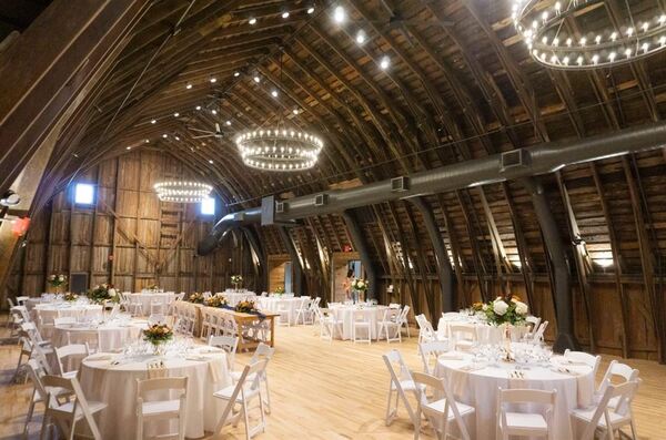 The Barn On Prairie