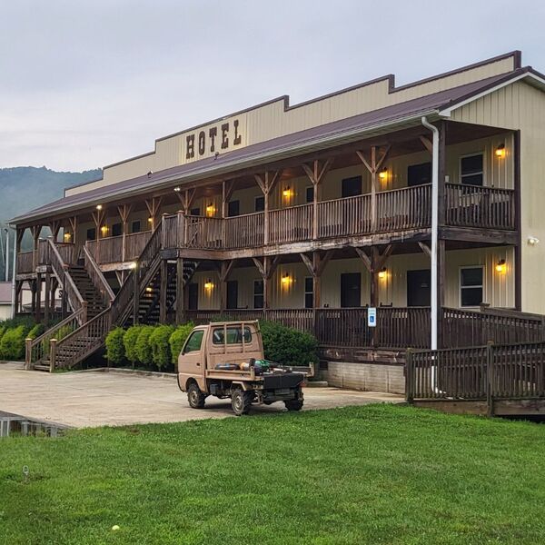 Kanawha Valley Arena Resort
