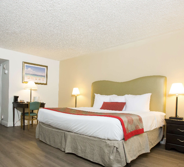 Plaza Hotel Fort Lauderdale