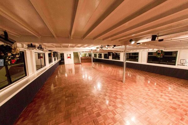 LUXE Cruises and Events