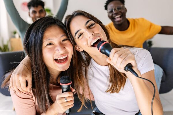 Bacchus 14th Karaoke & Bar