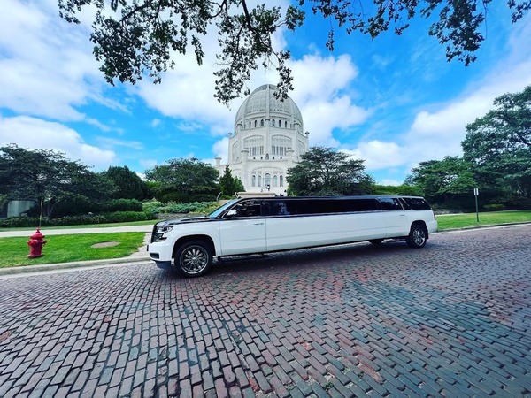 SUV Chicago Limo