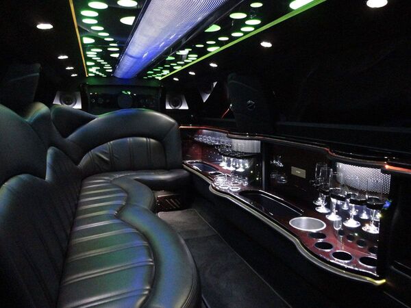 SUV Chicago Limo