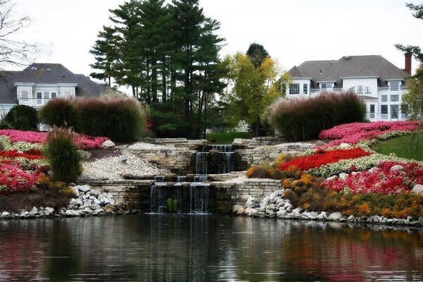 Lakes Golf and Country Club