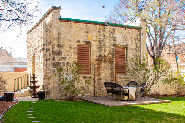 Historic Elgin Hotel