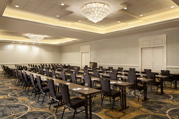 Hilton Alexandria Old Town