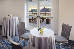 Aquitania Room