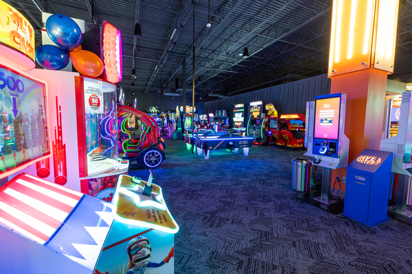Dave & Buster's Bloomington