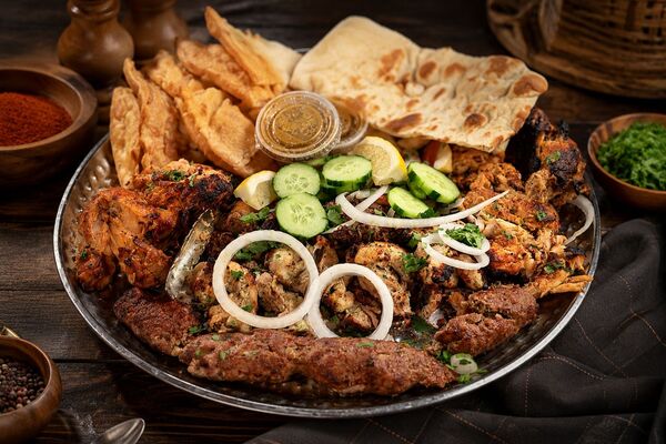 Shahi Nihari & Chopsticks