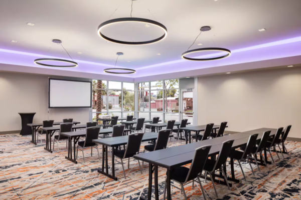 Hilton Garden Inn Downtown Chandler