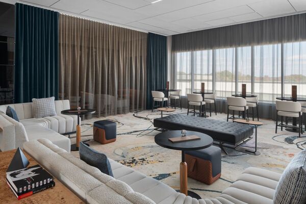 Level 7 Rooftop Bar and Lounge