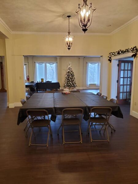 The Robinson Manor