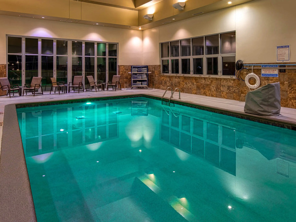 Lakeside Hotel Casino