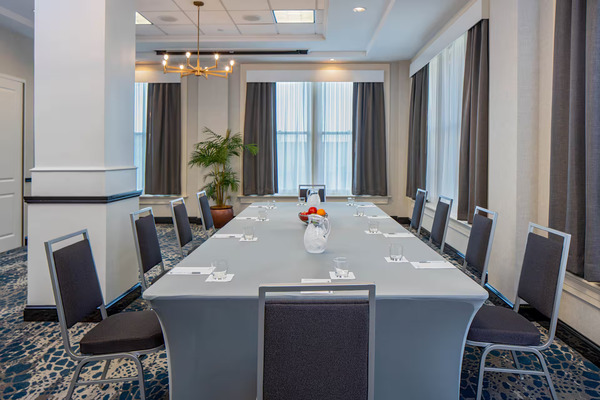 Hilton Garden Inn Jackson Downtown