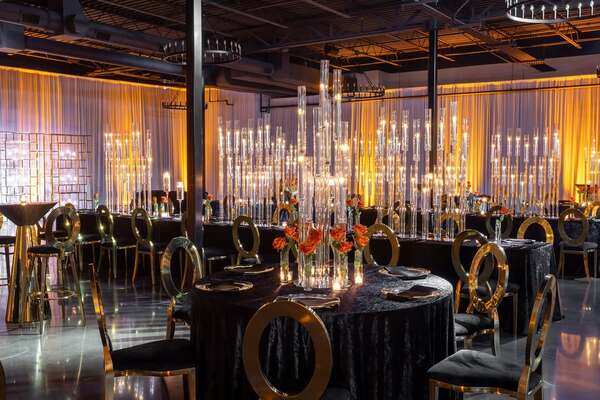 Venue 827