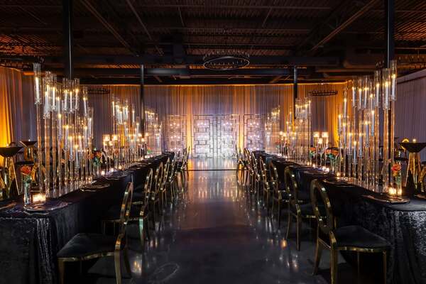 Venue 827