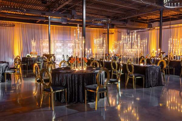 Venue 827