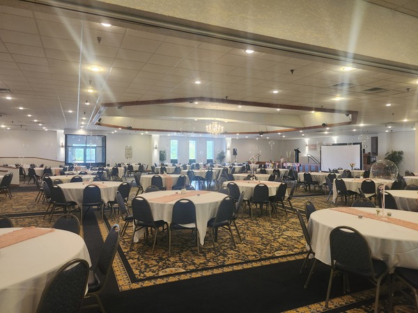 Golden Leaf Banquet Center