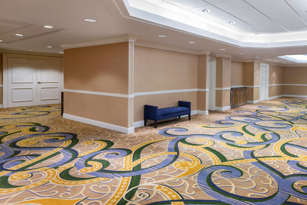 Hilton Indianapolis Hotel & Suites
