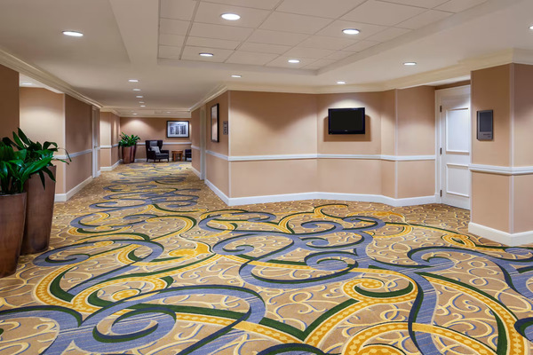 Hilton Indianapolis Hotel & Suites
