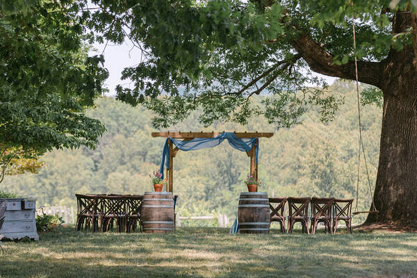 Lovingston Winery