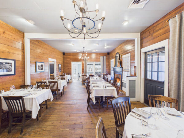 Milton's Cuisine & Cocktails