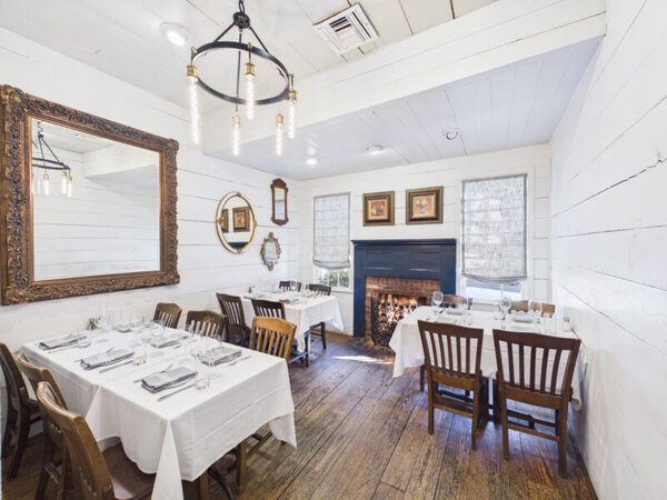 Milton's Cuisine & Cocktails