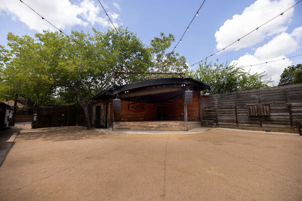 Historic Scoot Inn