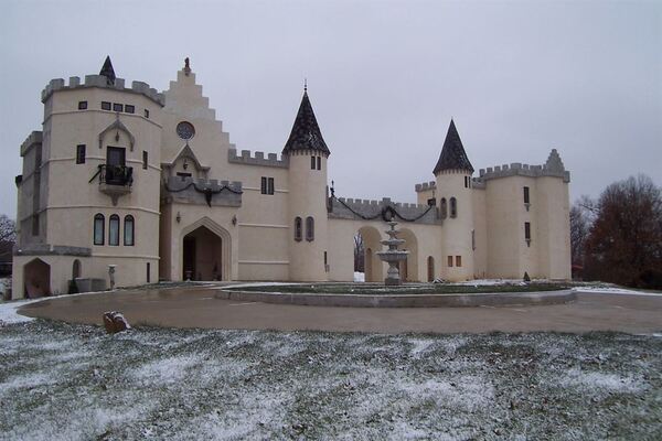 Chateau Charmant