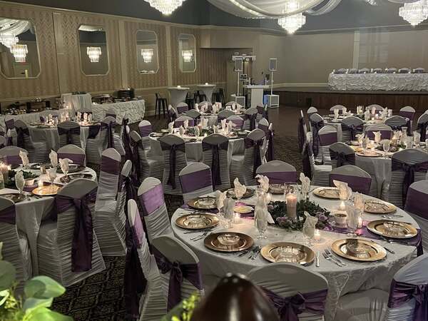 Maniaci's Banquet Center