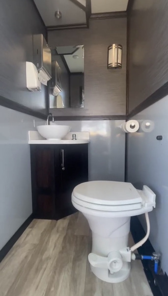 Express Portable Restrooms & Trailers