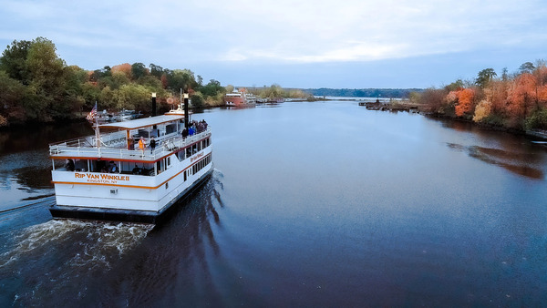 Hudson River Cruises & Events