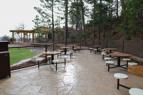 Cheyenne Mountain Zoo