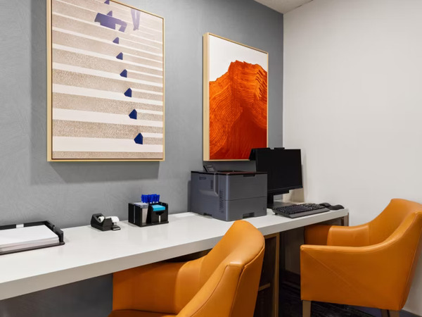 Holiday Inn Express Grove City