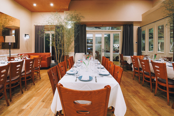 Kellari Taverna