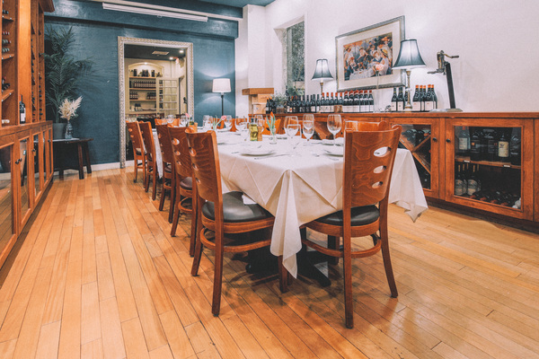 Kellari Taverna