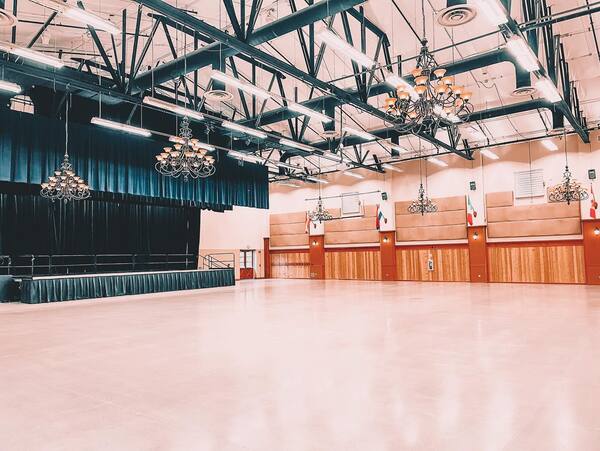 Leavenworth Festhalle
