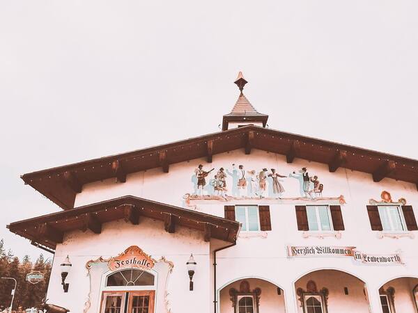 Leavenworth Festhalle