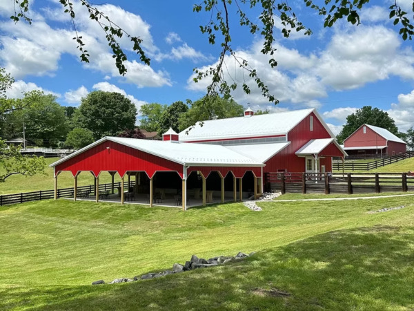 Robin Hill Farm