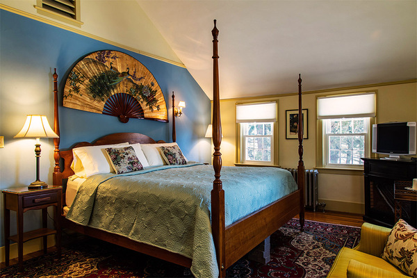 The Centennial House Bed And Breakfast