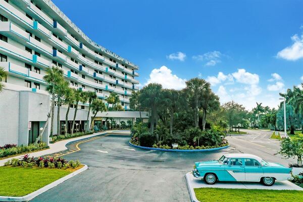 Chateau Mar Golf Resort