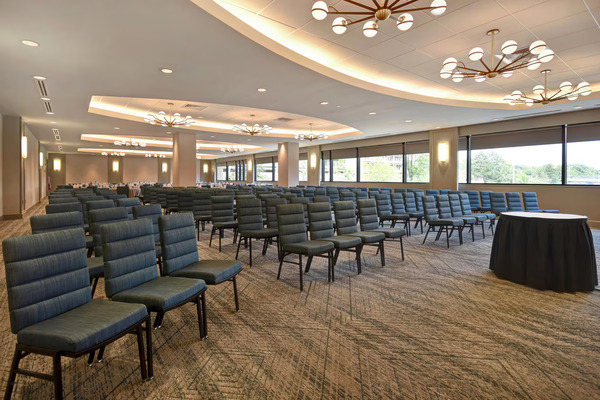 Four Points by Sheraton Boston Newton