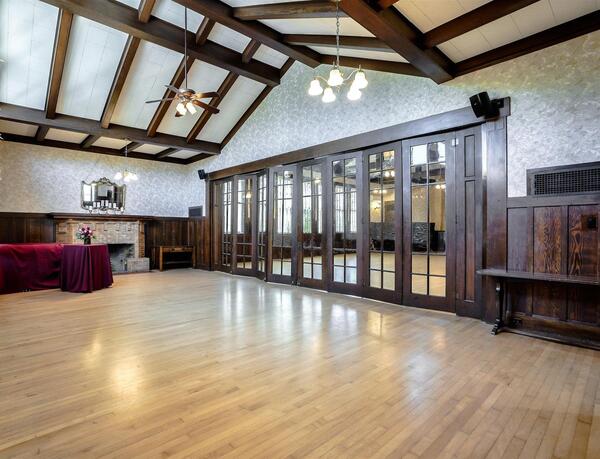 Petaluma Womans Club