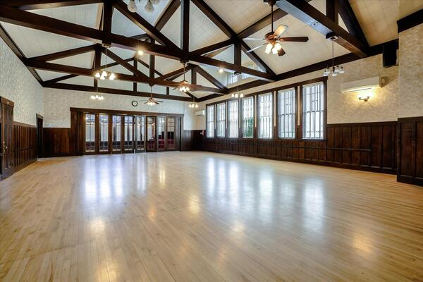 Petaluma Womans Club